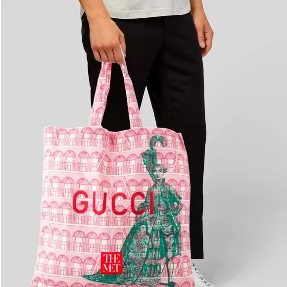 NEW Limited Edition Gucci “The Met” pink canvas Tote. - Picture 2 of 6